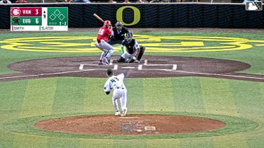 Austin Smith homers (4) on a fly ball to right center field.