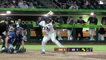 Cam Hill In play, out(s) to Agustín Ramírez