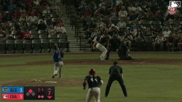 Cade Hunter singles on a sharp line drive to right fielder Mike Boeve. Alfredo Duno scores.