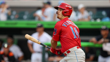 Comeback Falls Short, Threshers' Season Ends in Lakeland