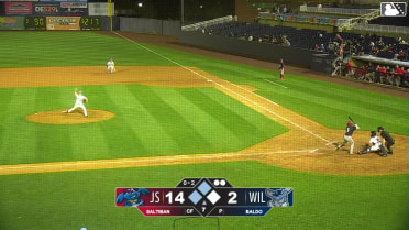 Devin Saltiban triples (1) on a sharp fly ball to center fielder Elijah Green. Nick Biddison scores. Trent Farquhar scores.