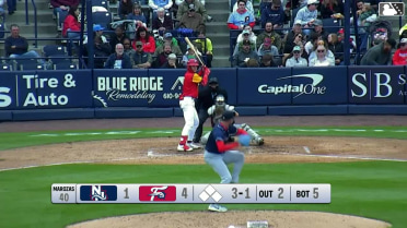 Kehden Hettiger homers (2) on a fly ball to right field.