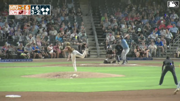 Will Simpson homers (13) on a fly ball to left center field. Jadher Areinamo scores. Xavier Isaac scores.