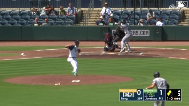 Derek Berg doubles (4) on a line drive to left fielder Luke Williams. Nick Cimillo scores. Tyler Callihan scores.
