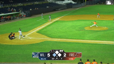 Eli Willits singles on a ground ball to right fielder Braylon Whitaker. Teo Banks scores. Eli Willits out at 2nd on the throw, right fielder Braylon Whitaker to shortstop DJ Layton.