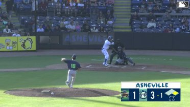 Alejandro Nunez homers (7) on a fly ball to right field. Freuddy Batista scores.