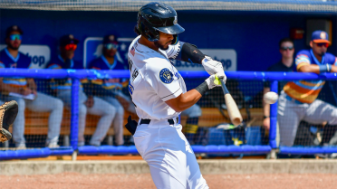 Shuckers Score Late, Earn Series Win with 8-3 Win over M-Braves