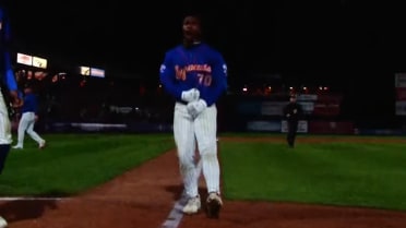 D'Andre Smith walks it off