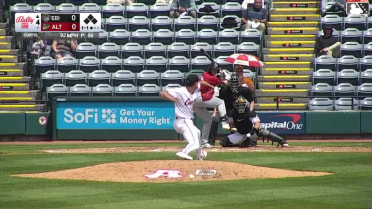 Khristian Curtis In play, run(s) to Chris Meyers