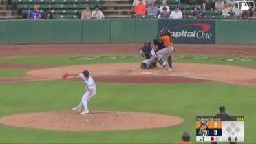 Joshua Kuroda-Grauer homers (6) on a fly ball to left field. Clark Elliott scores.