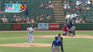 Daiverson Gutierrez out on a sacrifice fly to right fielder Carter Mathison. Mitch Voit scores. John Bay to 3rd.