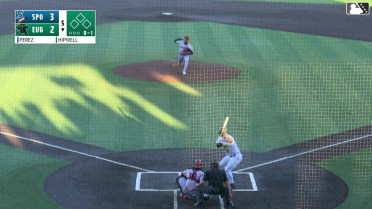Robert Hipwell homers (2) on a fly ball to left center field.