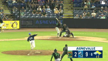 Wyatt Sanford singles on a line drive to right fielder Nehomar Ochoa Jr. Jhonny Severino scores. Camden Janik to 3rd. Wyatt Sanford to 2nd.