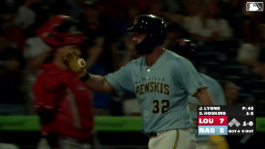 Rhys Hoskins' two-run home run