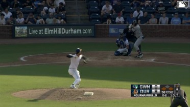 Brewer Hicklen singles on a sharp line drive to center fielder Homer Bush Jr. Patrick Clohisy scores. Sean Murphy to 2nd.