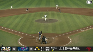 Damon Keith doubles (1) on a sharp line drive to left fielder Colby Shade. Andrew Fischer scores. Josh Adamczewski to 3rd.
