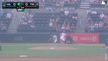 Johan Macias singles on a line drive to left fielder Avery Owusu-Asiedu. Randy De Jesus scores. Peter Burns to 2nd.