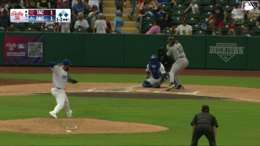 Keynan Middleton In play, run(s) to Colin Davis