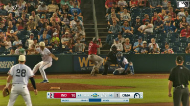 Enmanuel Valdez homers (10) on a fly ball to right field.