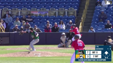 Luke Hill singles on a sharp line drive to left fielder Samuel Munoz. Bennett Thompson scores.