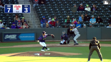 Luis Quiñones Ball to Colton Becker