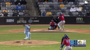 Dan Altavilla In play, run(s) to Chas McCormick