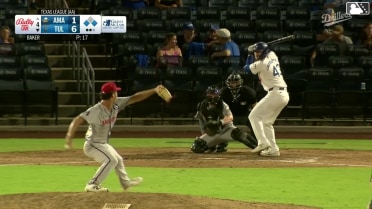 Griffin Lockwood-Powell doubles (12) on a line drive to right fielder Avery Owusu-Asiedu. Taylor Young scores. Josue De Paula to 3rd.