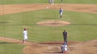 Leonardo Bernal's two-run home run