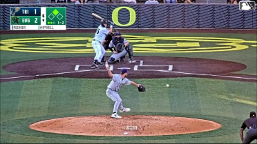 Robert Hipwell doubles (8) on a ground ball to right fielder Randy De Jesus. Zane Zielinski scores.