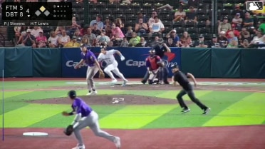 Jonathan Stevens In play, run(s) to Tyson Lewis