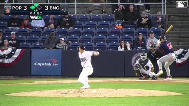 Felipe De La Cruz In play, run(s) to Tyler McDonough