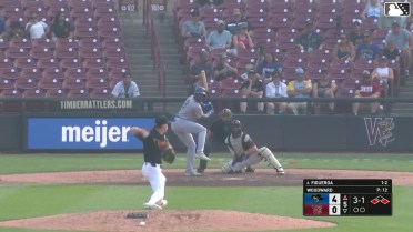 Derlin Figueroa out on a sacrifice fly to right fielder Luis Castillo. Luke Pelzer scores. Jose Cerice to 2nd.