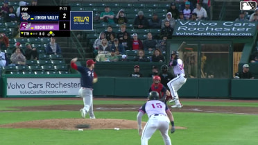 Andrew Pinckney singles on a ground ball to right fielder Bryan De La Cruz, deflected by second baseman Robert Moore. Abimelec Ortiz scores.