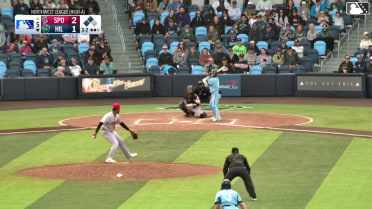 Bryan Perez In play, run(s) to Alberto Barriga