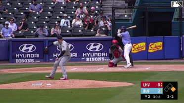 Tucker Davidson In play, run(s) to Davis Schneider