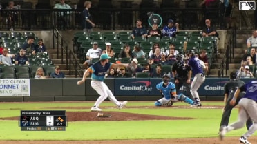 Chad Stevens homers (5) on a fly ball to center field. Ryan Ritter scores. Vimael Machín scores.