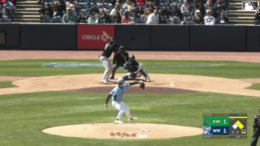 Ariel Almonte homers (2) on a line drive to right field. Alfredo Alcantara scores. Jack Moss scores.
