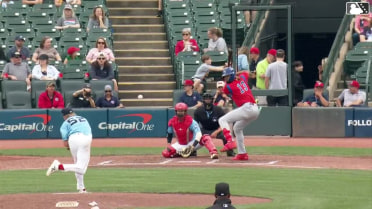Kevin Alcántara homers (3) on a fly ball to center field.