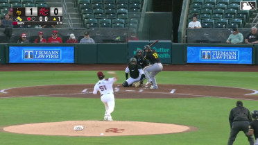 Darien Smith In play, run(s) to Sebastián Rivero