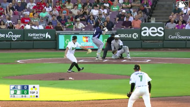 Bryce Rainer doubles (11) on a sharp line drive to center fielder Kien Vu. Samuel Gil scores. Woody Hadeen scores.