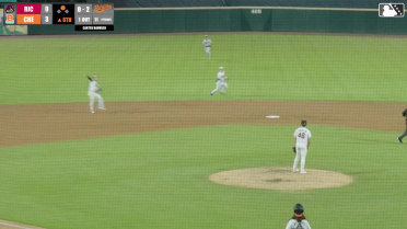 Tavian Josenberger's incredible leaping throw