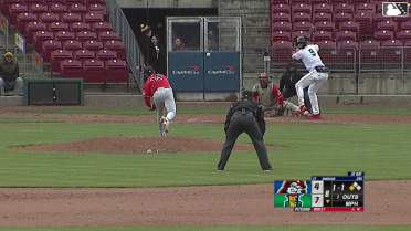 Brandon Winokur singles on a line drive to left fielder José Suárez. Eduardo Tait scores.