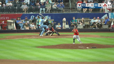 Alejandro Hidalgo Ball to Danny Serretti