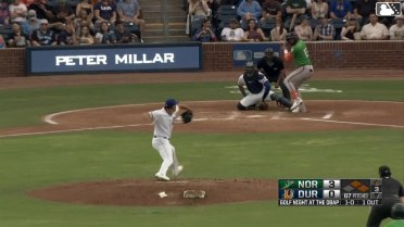 Jonny Cuevas In play, run(s) to Willy Vasquez