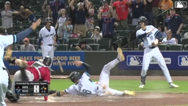 Jeremy Peña's walk-off RBI double