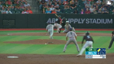 Abrahan Ramirez singles on a ground ball to right fielder Luis Fragoza. Emilio Barreras scores. Esmil Valencia to 3rd.