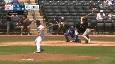 Adam Serwinowski Ball to Francisco Acuna