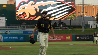Albright is Alright! Grizzlies’ lefty dazzles in debut, stops Quakes 7-2 Wednesday 
