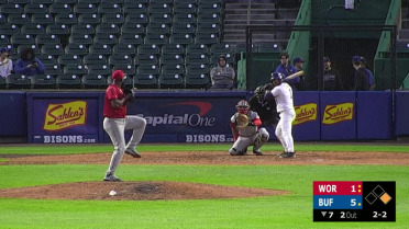 Davis' Schneider's two-run homer