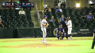 Andres Valor singles on a fly ball to center fielder Bohan Adderley. Jacob Lombard scores.
